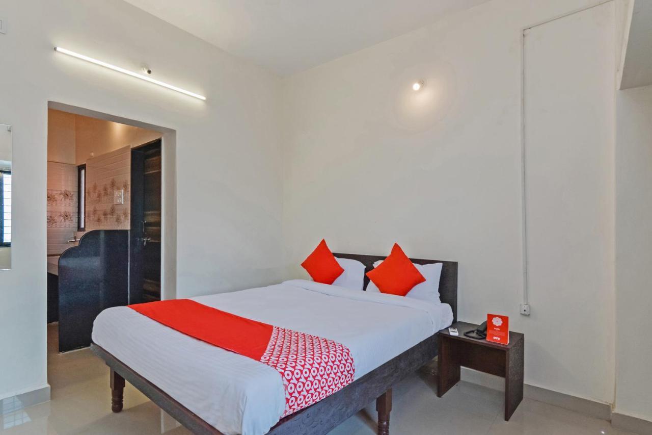 Collection O 24126 Hotel Sai Sagar Dehu Bagian luar foto